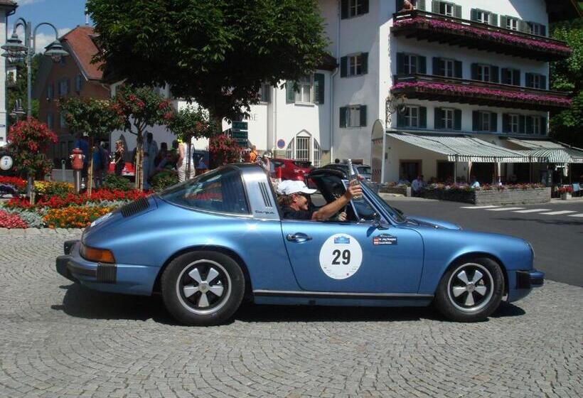 هتل Montjola Nova