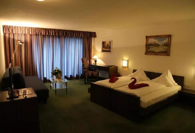 Hotelli Montjola Nova