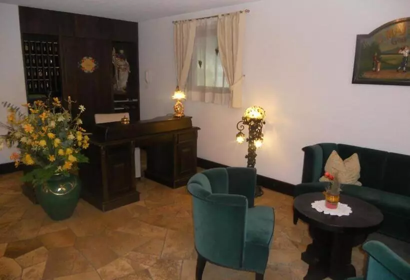 Hotelli Montjola Nova