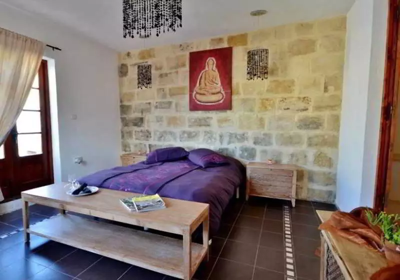هتل Number 19 Executive Suites