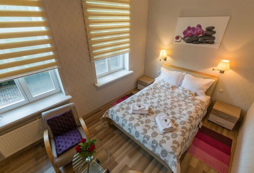 هتل Roze Boutique