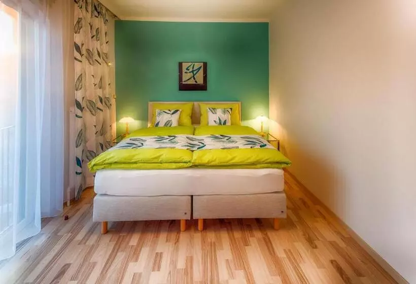 ホテル Turmhof Breitenbrunn