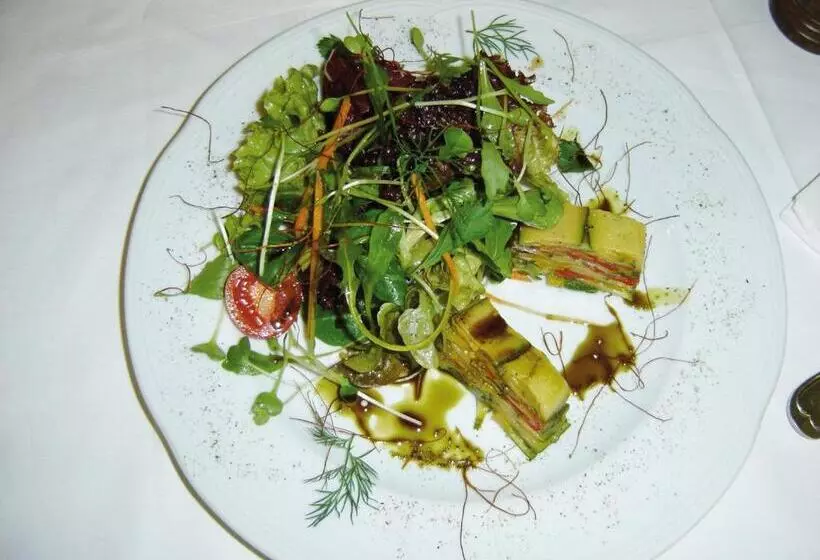 ホテル Turmhof Breitenbrunn