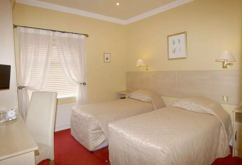 Пансион Gleeson S Restaurant & Rooms