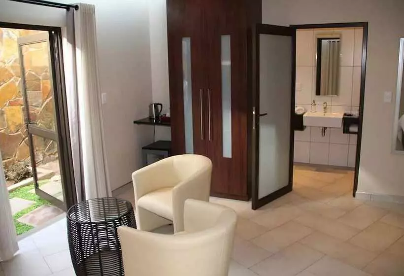 پانسیون Montebello Guesthouse