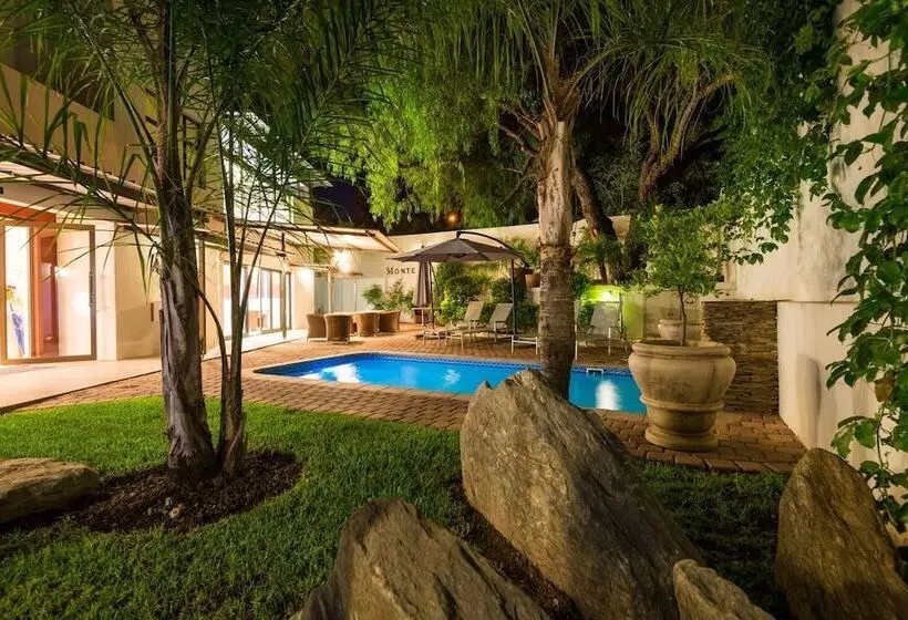 پانسیون Montebello Guesthouse