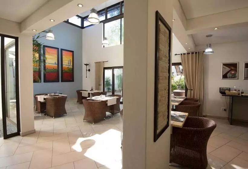 پانسیون Montebello Guesthouse