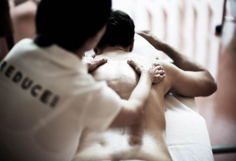 Reduce Hotel Thermal Adults Only