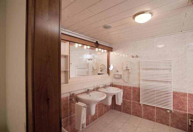 Reduce Hotel Thermal Adults Only