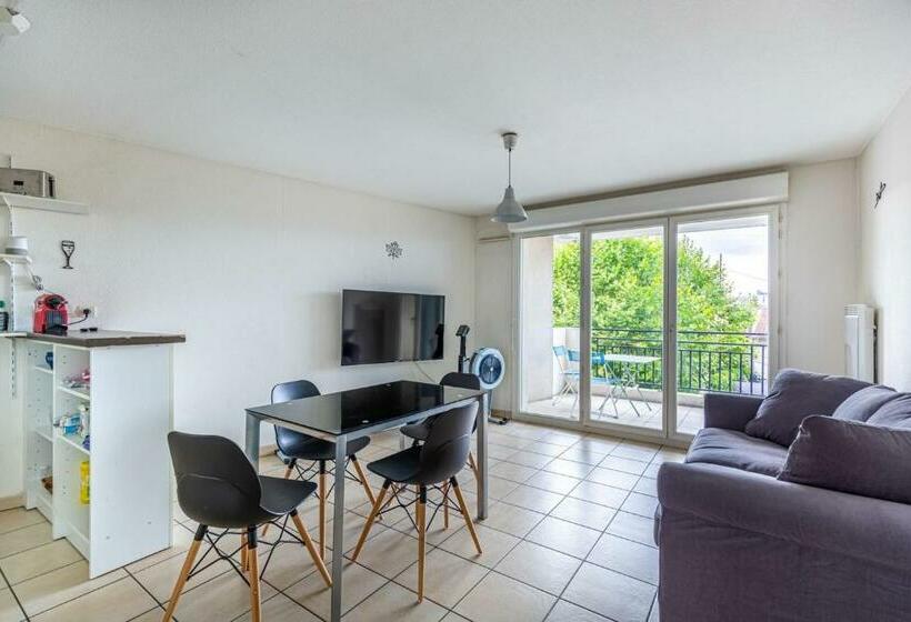 Guestready   Quiet Apartment In Talence Sleeps 6