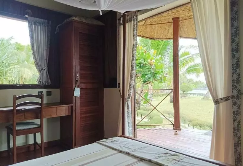 La Tiaré île Aux Nattes