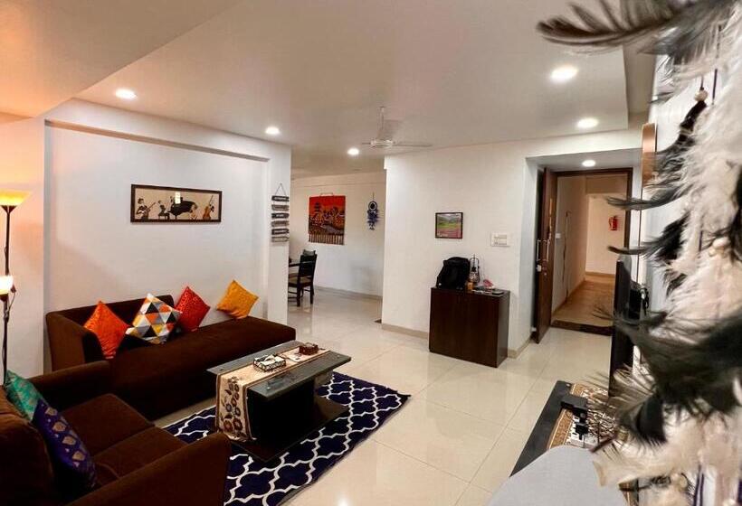 Luxurious Nirvana Apartments