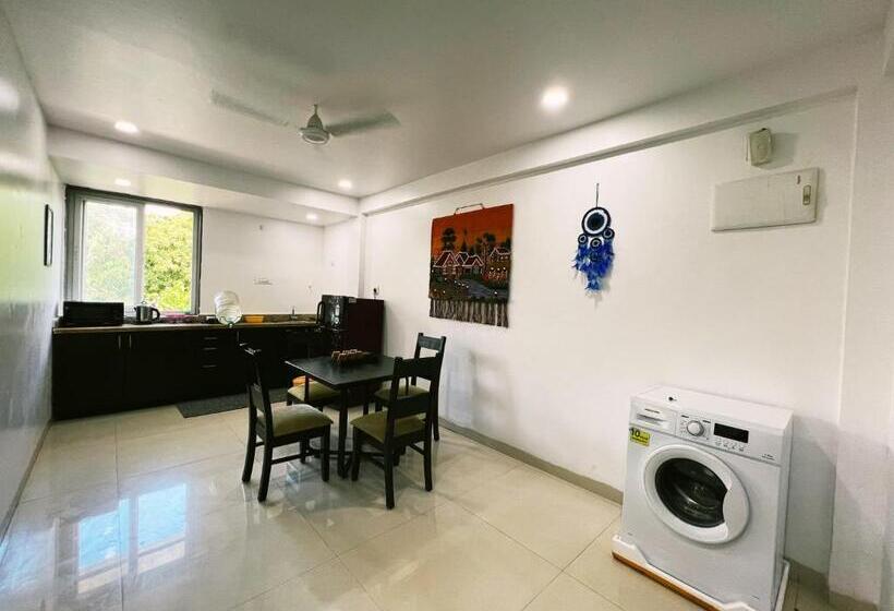 Luxurious Nirvana Apartments