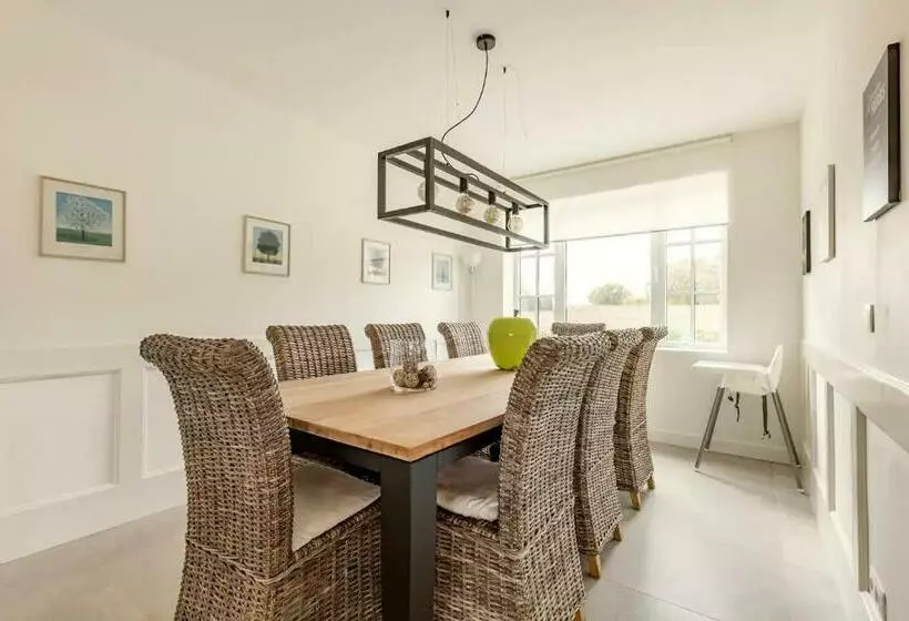 Maison Mathieu   Vakantiewoning 8p