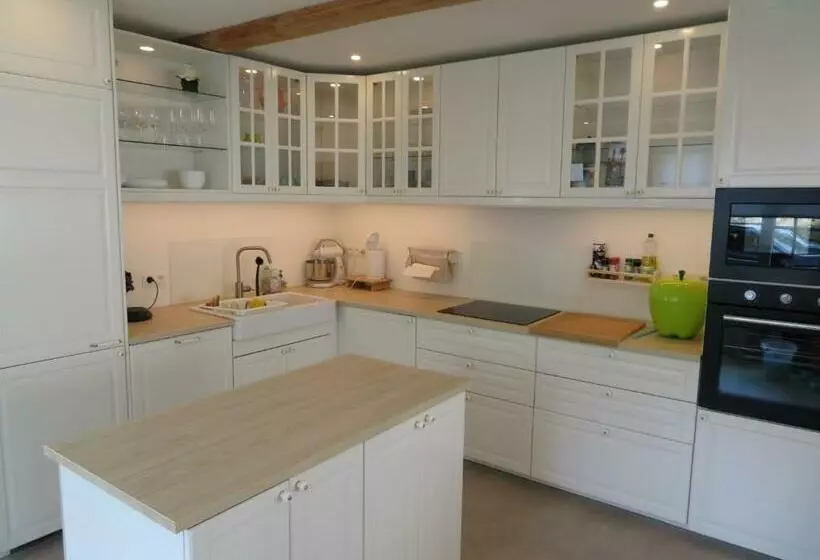 Maison Mathieu   Vakantiewoning 8p