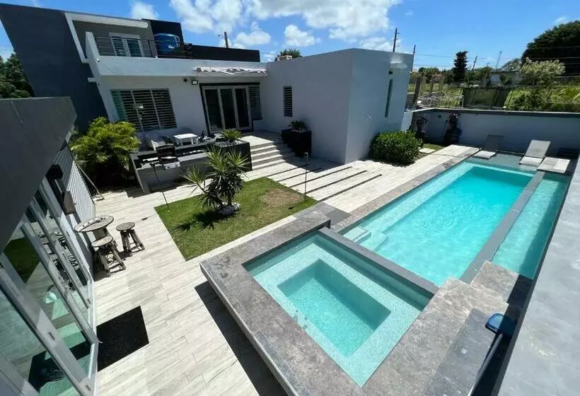 Utopia Luxury Villa