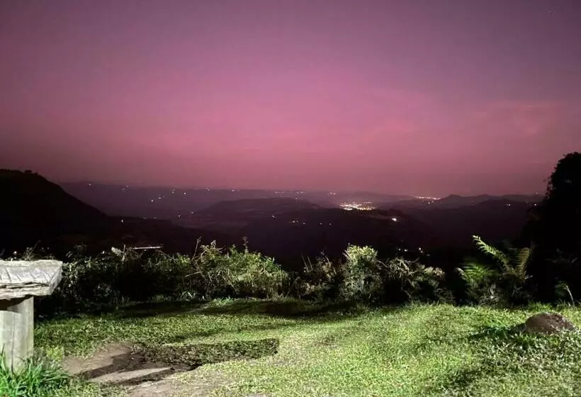 Chalé Dos Alpes Verdes