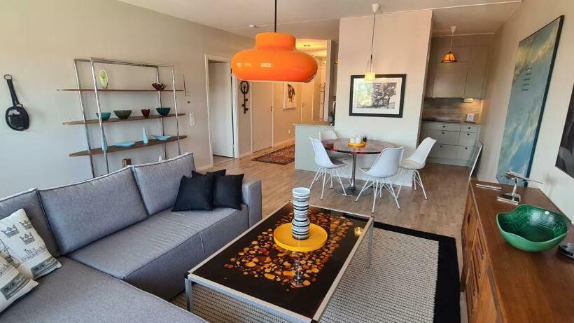 Luxury City View Apartment