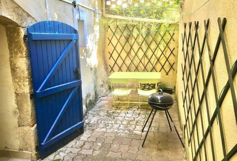 Maison De Village Avec Extérieur