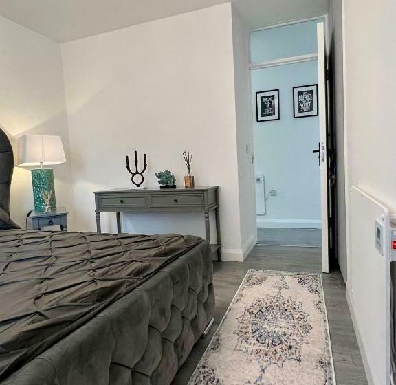 Lovely Apartment In Castlebar