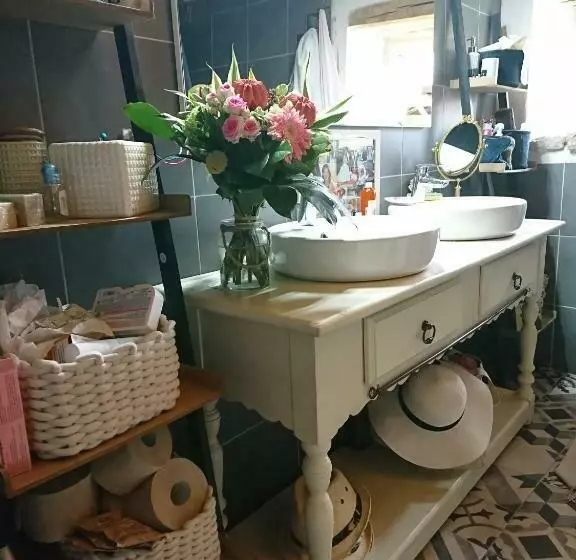 Comfortable Quiet House In The Countryside Porte Du Quercy For 8 People