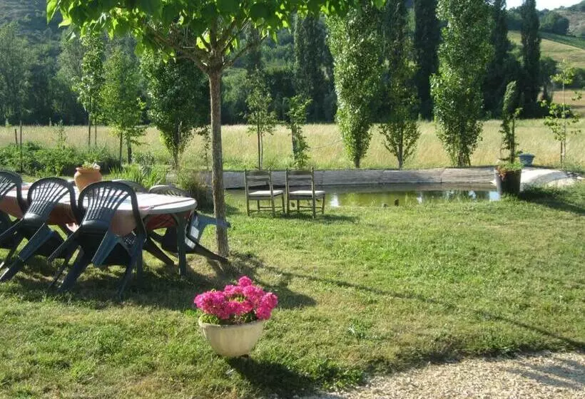 Comfortable Quiet House In The Countryside Porte Du Quercy For 8 People