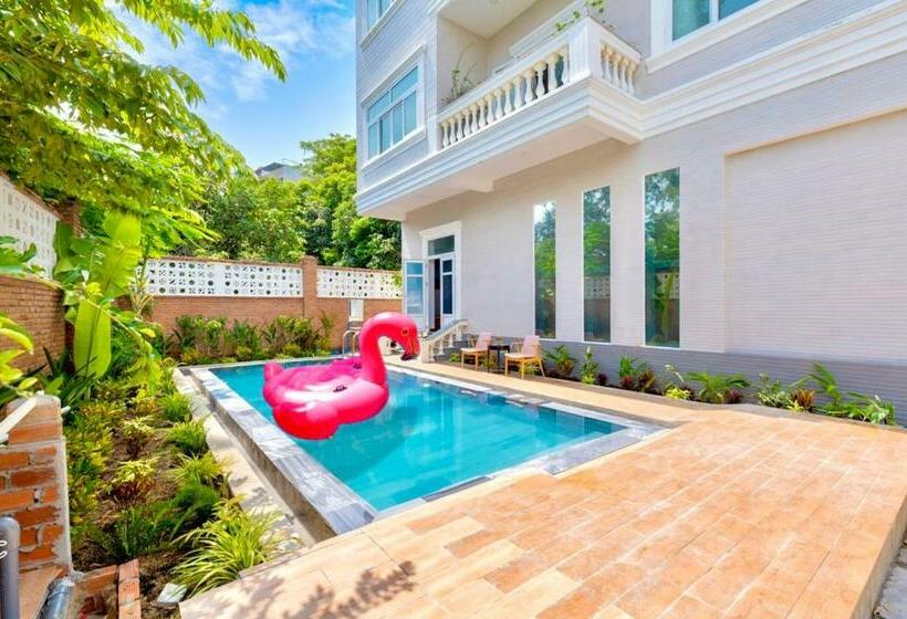 Palm Villa 40 Luxury