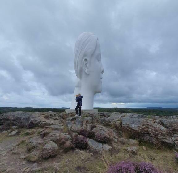 50 M Till Bad I Centrala Skärhamn