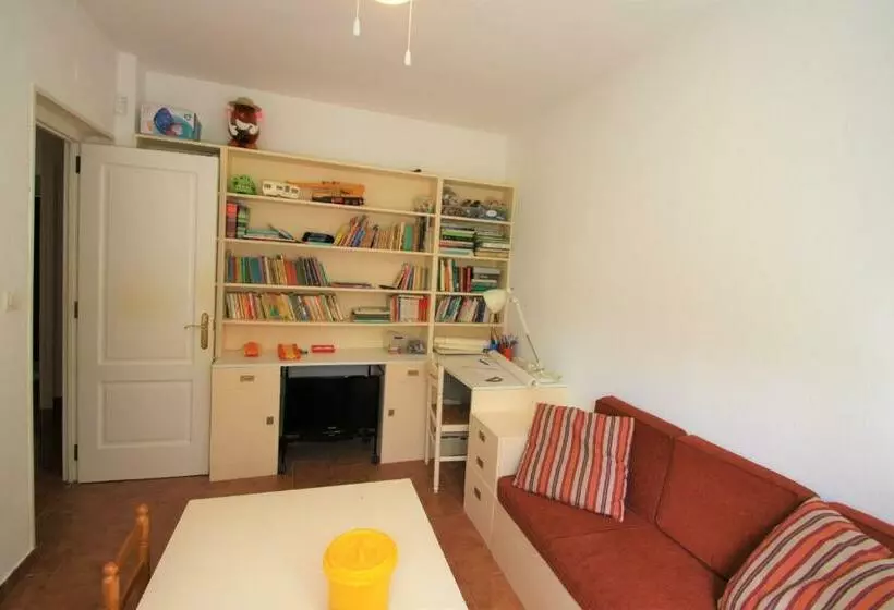 Chalet Casaturis En Urb. La Font Sant Joan D´alacant Ch102