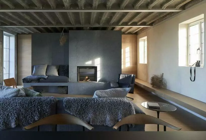 Ps1 Dungeness By Bloom Stays