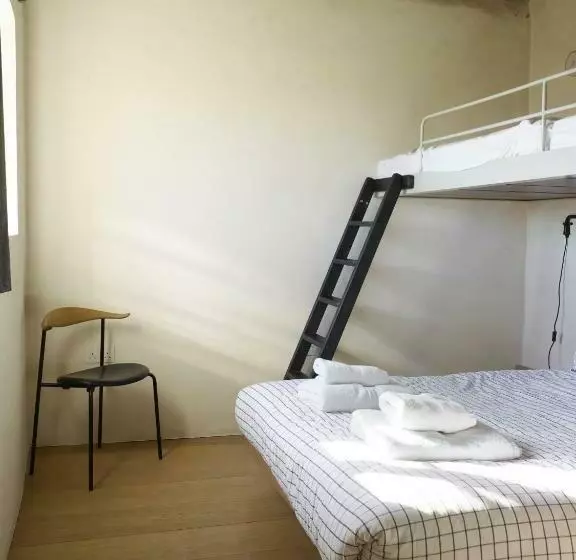 Ps1 Dungeness By Bloom Stays