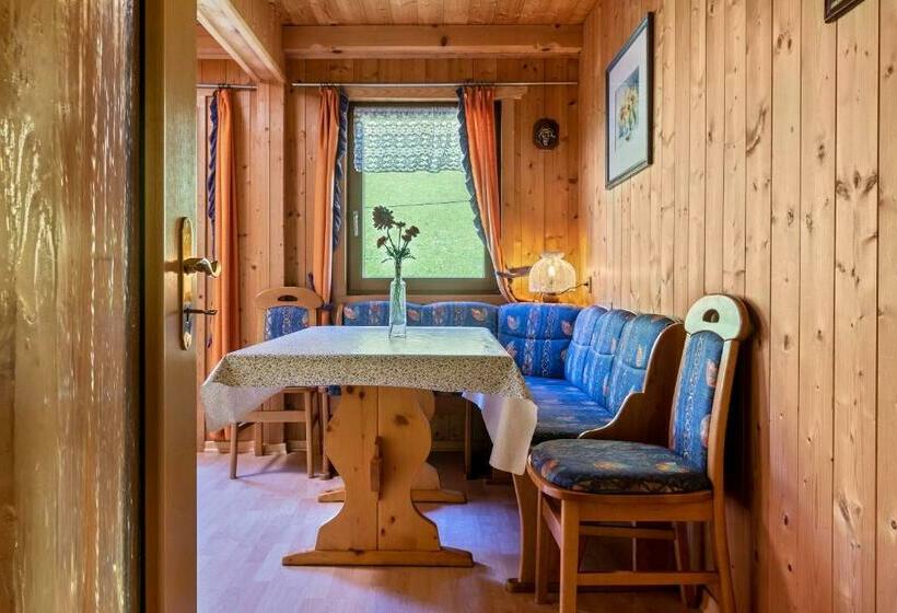 Stifterhof App Mathilda