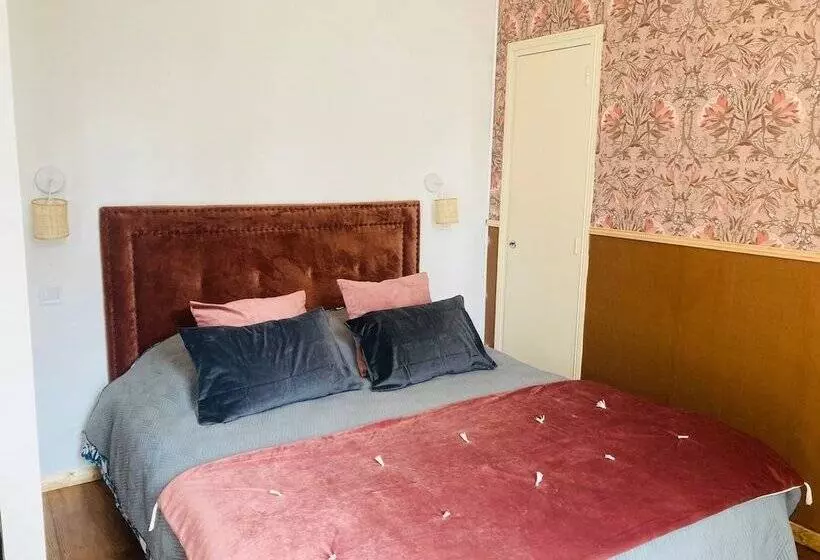 Une Maison De Famille