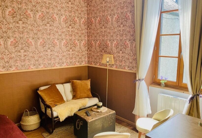 Une Maison De Famille