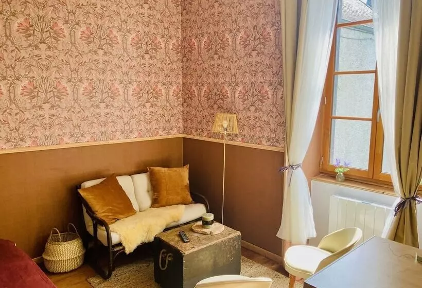 Une Maison De Famille