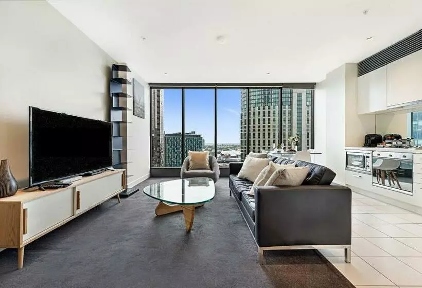 Luxury Designer Suite In Most Prestigious Location In Melbourne