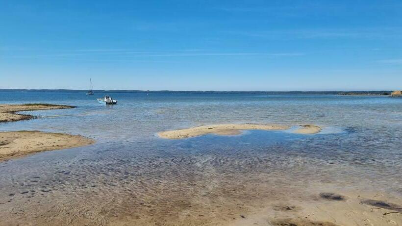 Maison à Proximité Du Canal Et Du Lac De Cazaux