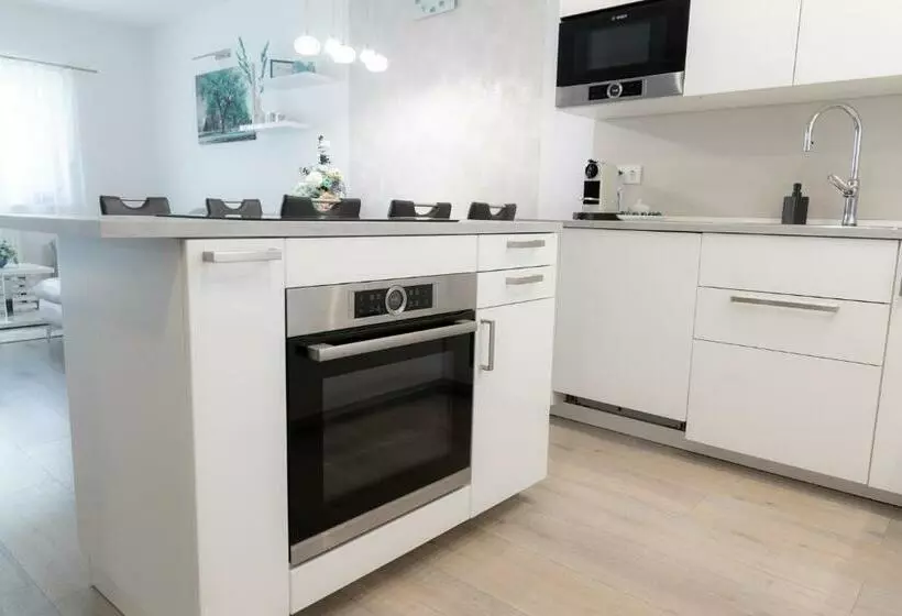 Türkiz Apartman