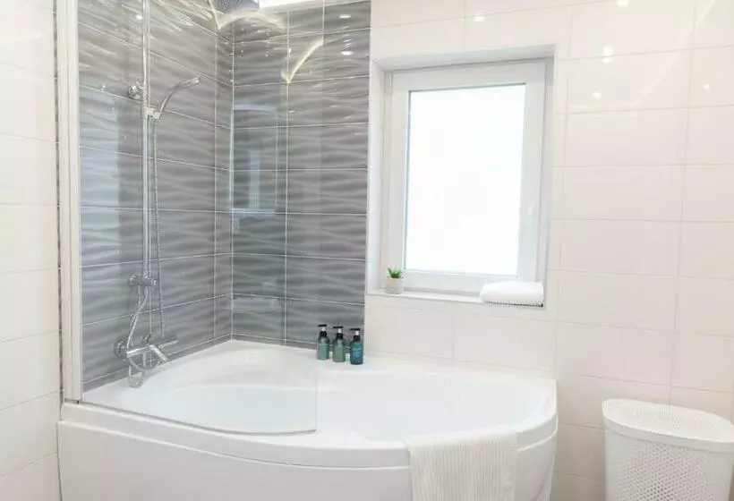 Türkiz Apartman