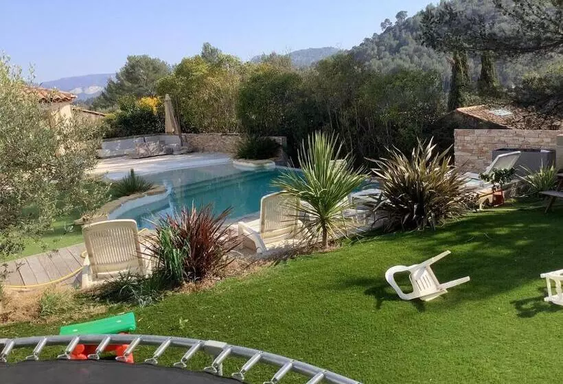 Villa Luxueuse