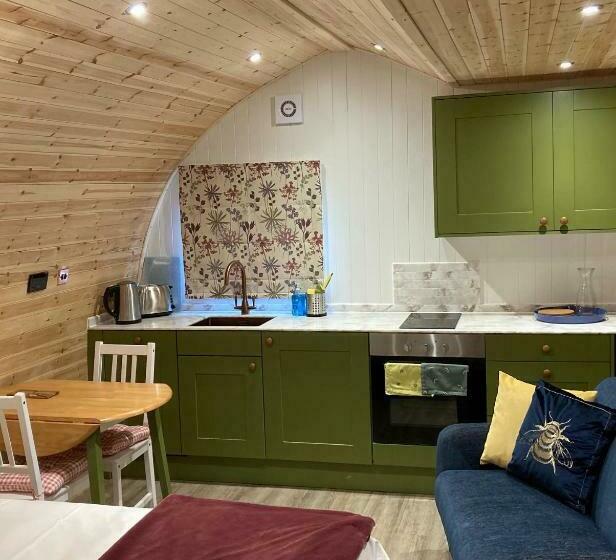 Bedrule Old Manse Glamping