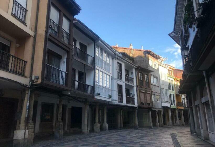 El Patio De Rivero Con Garaje, Avilés