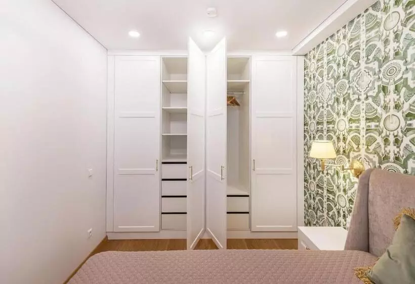 Lux Apartment With A Terrace In Vilnius Old Town