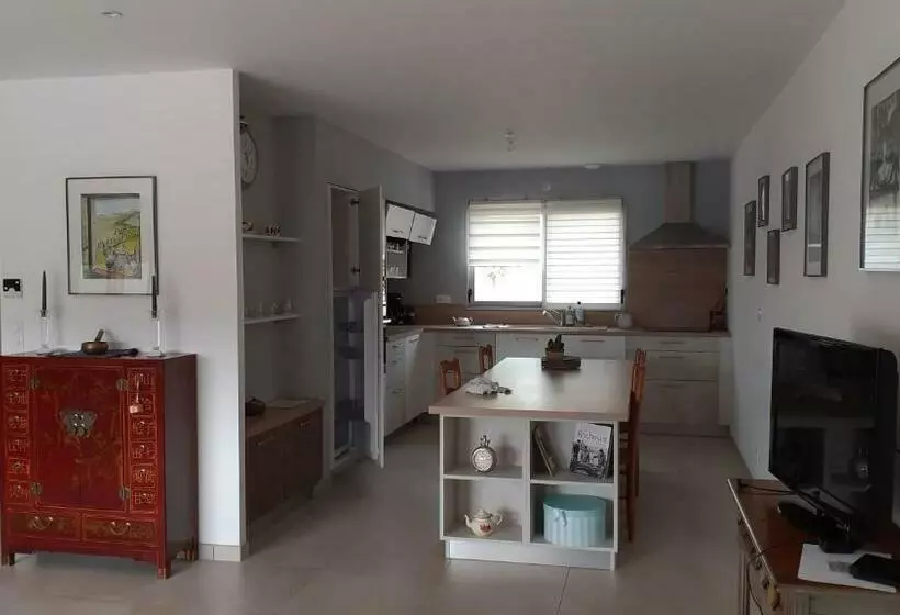 Chez Flos