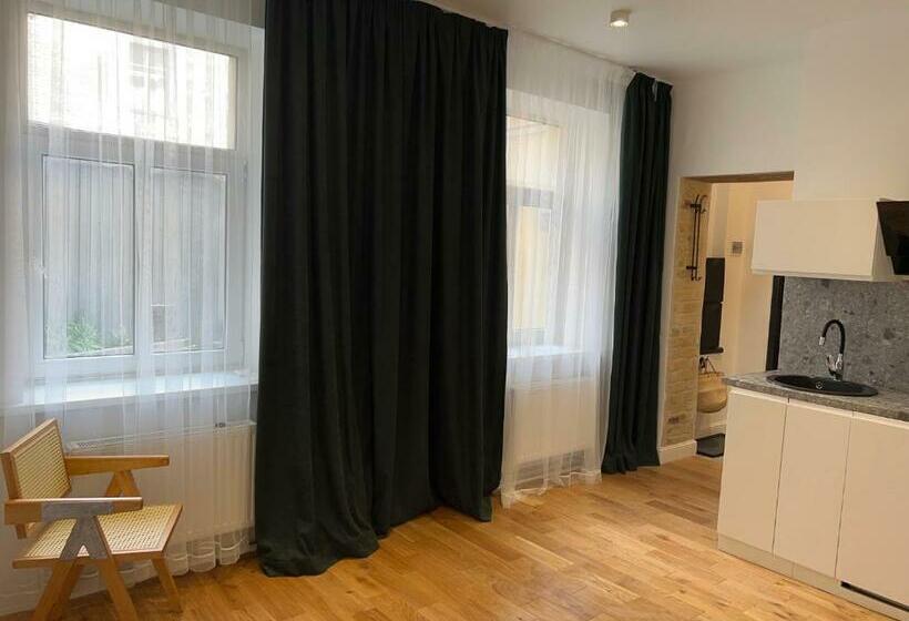 Gertrude S Design Apatment