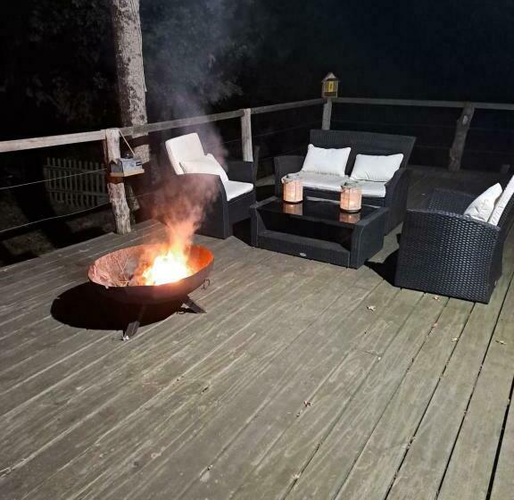 Maisonnette Vue Sur Forêt