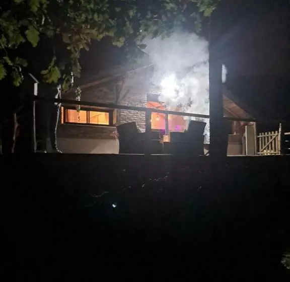 Maisonnette Vue Sur Forêt