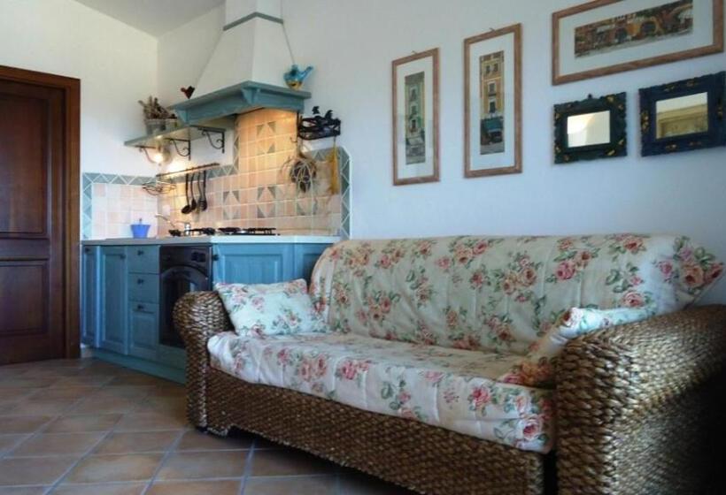 Porto Pollo Wind & Love