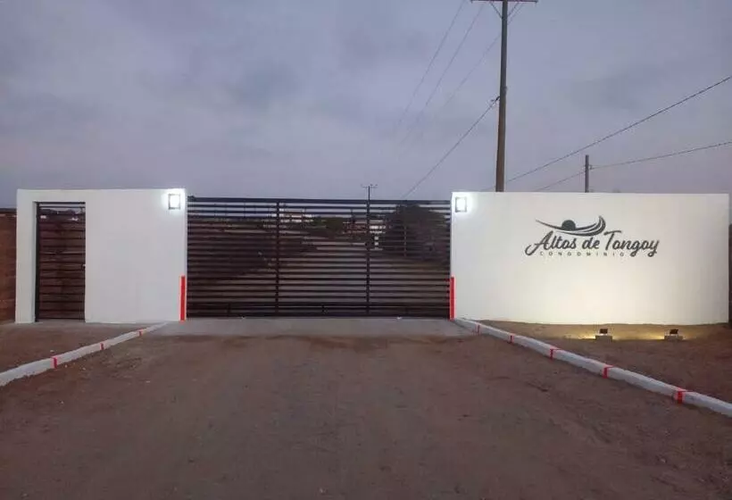 Casa De Campo, Con Hermosa Vista Al Mar