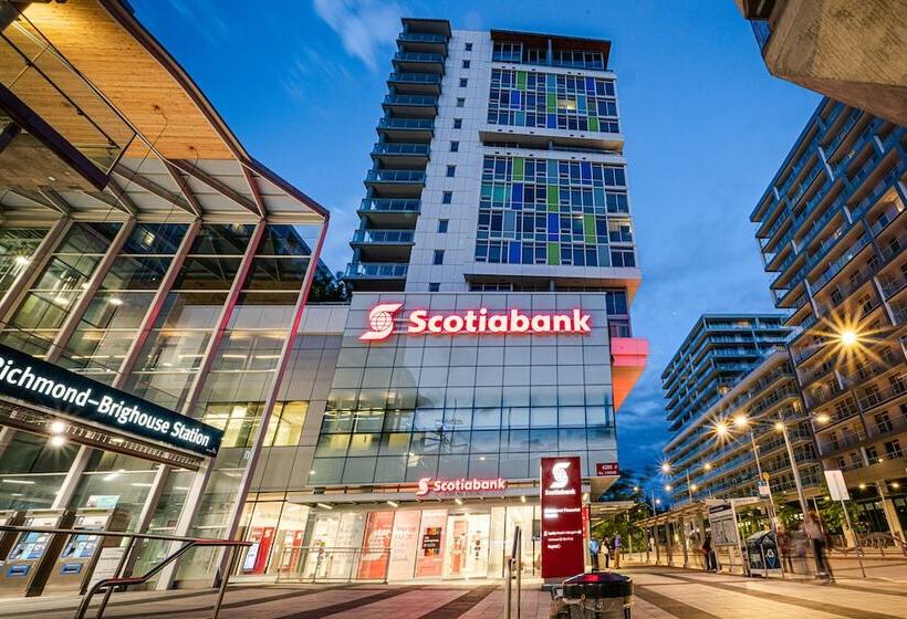 Charming Oasis Close To Airport & Downtown